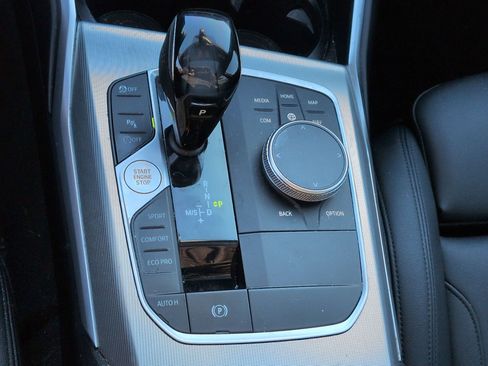 Used 2020 BMW 330i Sedan w/ Convenience Package image 25