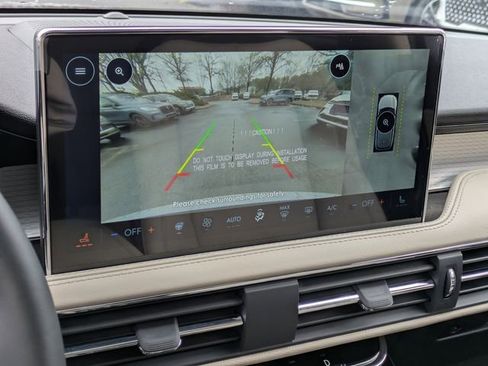 New 2026 Lincoln Corsair Premiere image 20