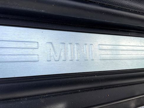 Used 2025 MINI Cooper S image 9