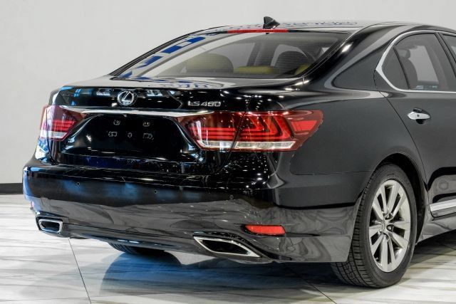 Used 2015 Lexus LS 460 w/ Comfort Package RWD image 13