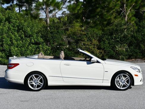 Used 2012 Mercedes-Benz E 550 Cabriolet w/ Appearance Pkg image 40