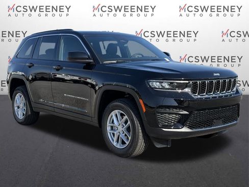 New 2025 Jeep Grand Cherokee Laredo image 7