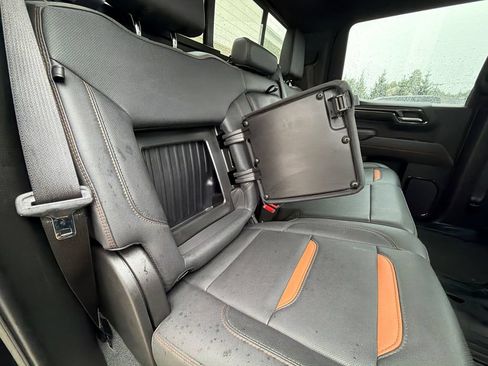 Used 2023 GMC Sierra 1500 AT4 w/ AT4 Premium Package AWD/4WD image 39
