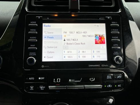 Used 2021 Toyota Prius Prime LE FWD image 17