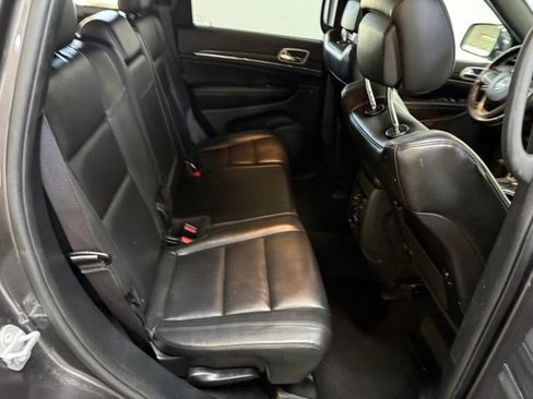 Used 2020 Jeep Grand Cherokee Limited AWD/4WD image 37