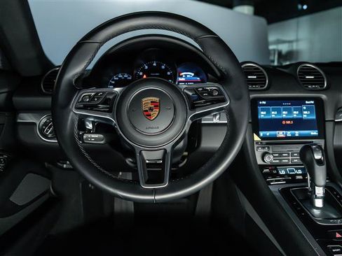 Certified 2023 Porsche 718 Cayman RWD image 17