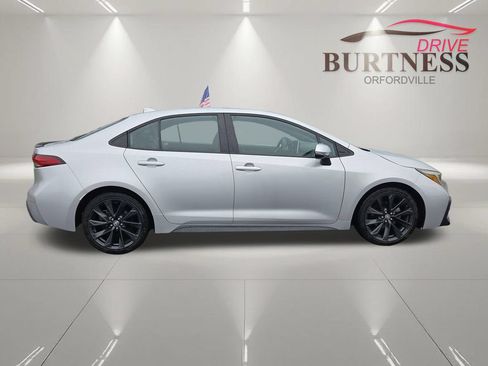 Used 2024 Toyota Corolla XSE FWD image 9