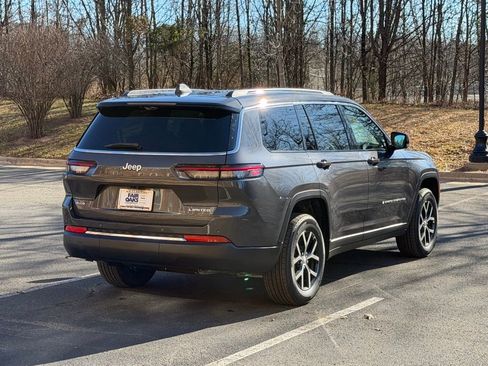 New 2025 Jeep Grand Cherokee L Limited image 7