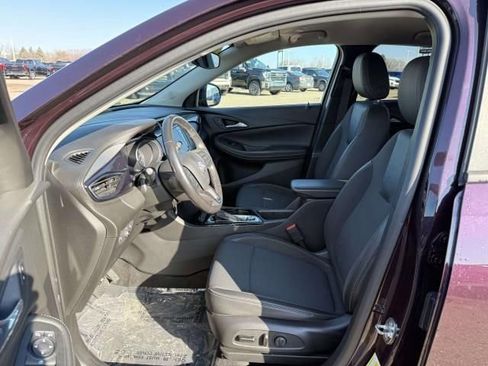 Used 2020 Buick Encore GX Select image 9