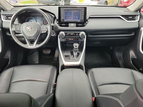 Used 2022 Toyota RAV4 XLE Premium FWD image 12