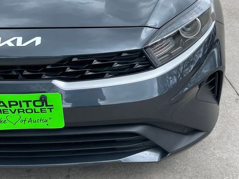 Used 2023 Kia Forte LXS image 7