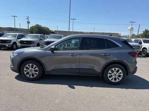 Used 2023 Ford Escape Active FWD image 5