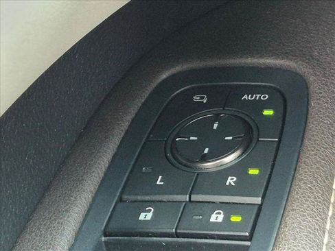 Used 2023 Lexus RX 350 FWD image 11
