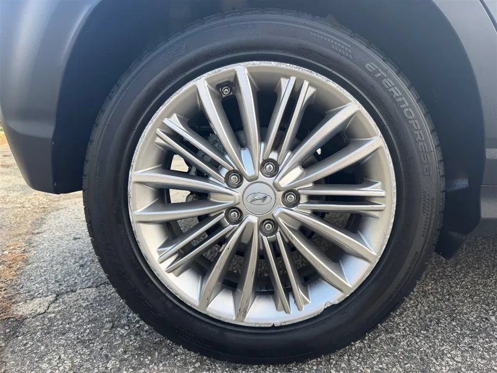 Used 2021 Hyundai Kona SEL FWD image 31