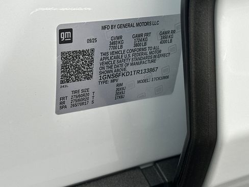 New 2026 Chevrolet Suburban Premier w/ Sun And Tow Package image 34