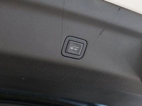 New 2026 GMC Yukon AT4 Ultimate image 11