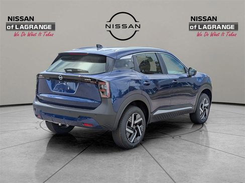 New 2026 Nissan Kicks SV image 5