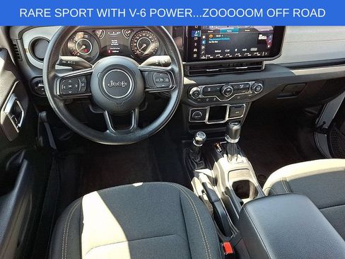Used 2024 Jeep Wrangler Unlimited Sport AWD/4WD image 11