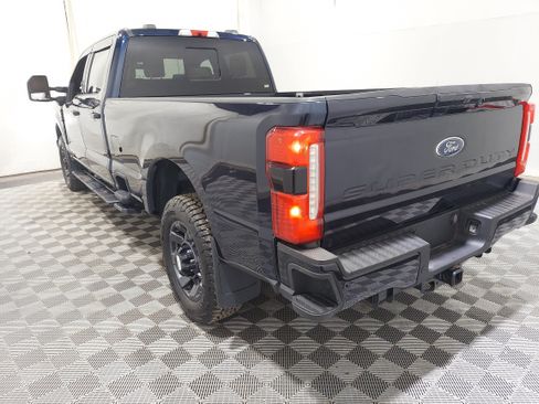 Used 2024 Ford F350 Lariat w/ Lariat Ultimate Package AWD/4WD image 2