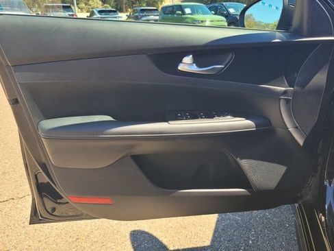 Used 2023 Kia Forte GT-Line FWD image 16