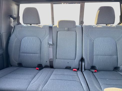 Used 2022 RAM 1500 Big Horn AWD/4WD image 24