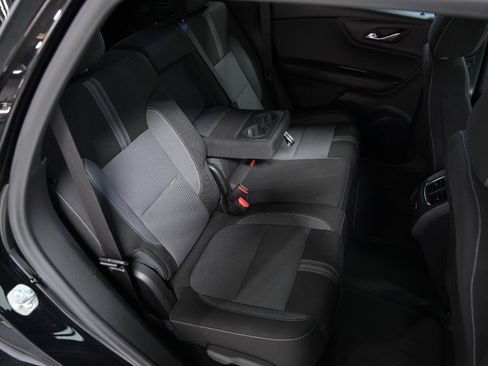 Used 2025 Chevrolet Blazer LT AWD/4WD image 18