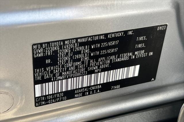 Certified 2023 Toyota RAV4 LE AWD/4WD image 32