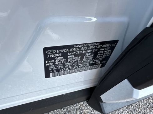 New 2026 Hyundai Ioniq 9 SE AWD/4WD image 25