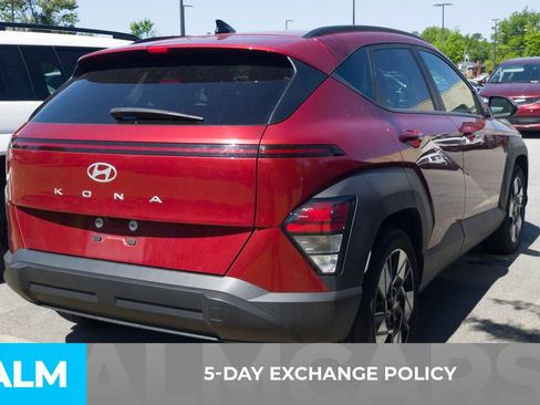 Used 2024 Hyundai Kona SEL image 3
