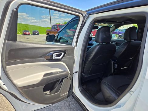 Used 2024 Jeep Compass Limited AWD/4WD image 22