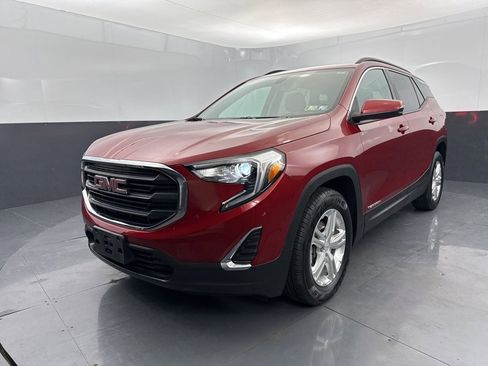 Used 2019 GMC Terrain SLE w/ Driver Convenience Package image 3