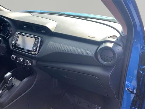 Used 2024 Nissan Kicks S image 18