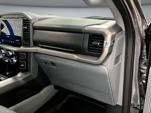 Used 2024 Ford F150 XLT w/ Mobile Office Package RWD image 27