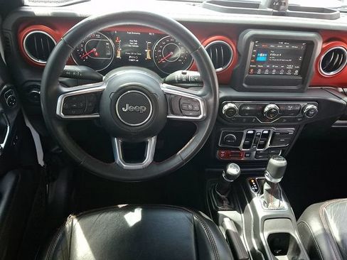 Used 2019 Jeep Wrangler Unlimited Rubicon w/ LED Lighting Group AWD/4WD image 11