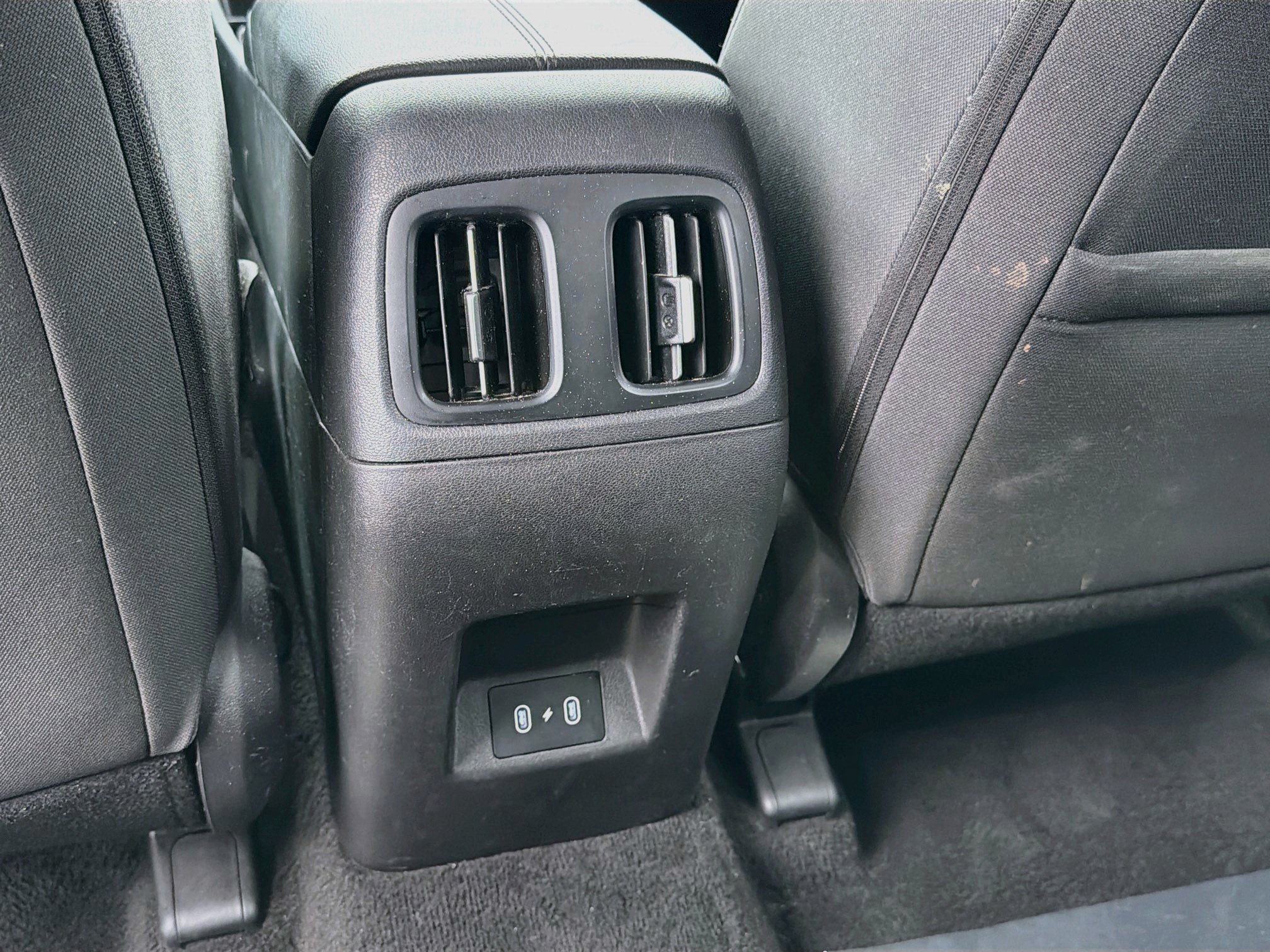 Used 2025 Hyundai Tucson SEL AWD/4WD image 19