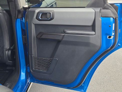 Used 2024 Ford Bronco Black Diamond image 9