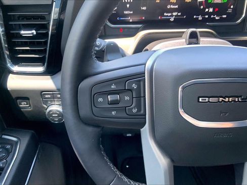 Used 2026 GMC Sierra 1500 Denali AWD/4WD image 19