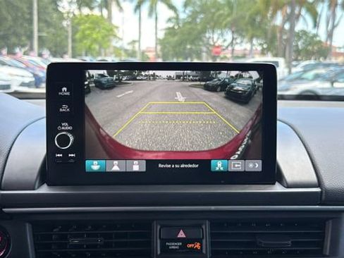 Used 2023 Honda Pilot Touring image 25