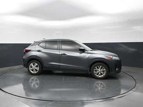 Used 2024 Nissan Kicks S FWD image 6