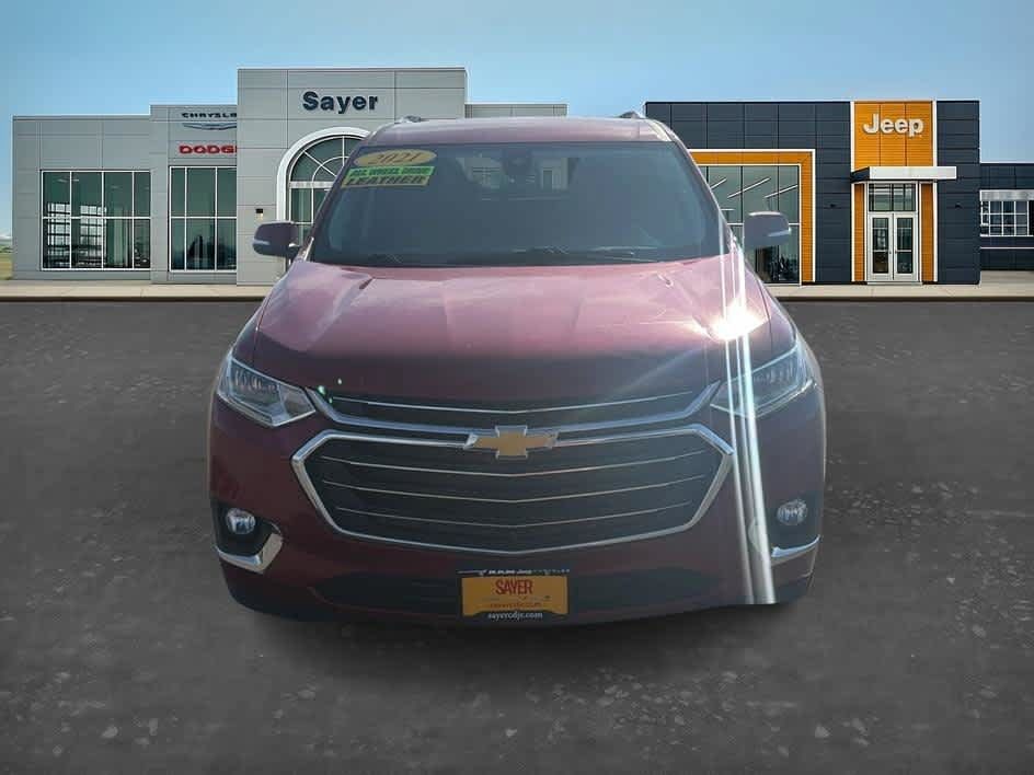 Used 2021 Chevrolet Traverse Premier AWD/4WD image 2