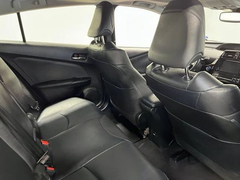 Used 2016 Toyota Prius Four w/ Advanced Technology Package FWD image 14