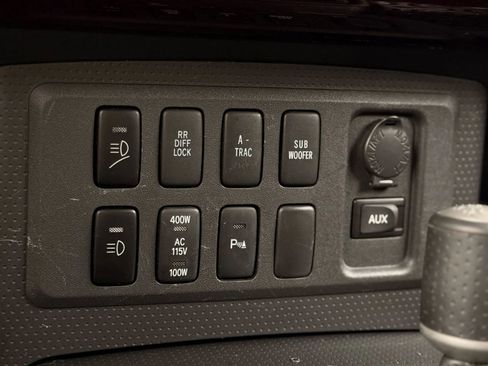 Used 2007 Toyota FJ Cruiser 4WD image 16