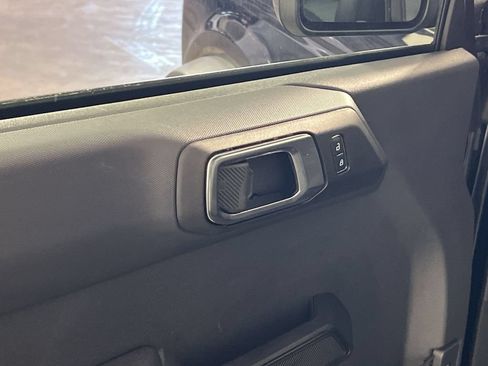 Used 2025 Ford Bronco Big Bend AWD/4WD image 16