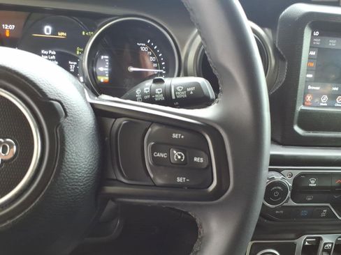 Used 2023 Jeep Wrangler Unlimited w/ Dual Top Group AWD/4WD image 11