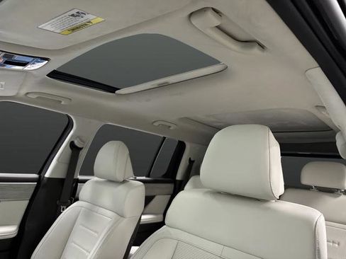 Used 2025 Hyundai Santa Fe Calligraphy image 7