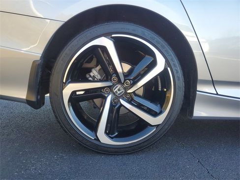 Used 2022 Honda Accord Sport image 8