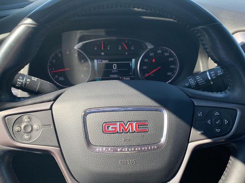 Used 2018 GMC Acadia SLT w/ LPO, Protection Package AWD/4WD image 9