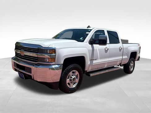 Used 2018 Chevrolet Silverado 2500 LT AWD/4WD image 5