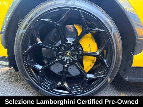 Used 2023 Lamborghini Urus Performante AWD/4WD image 50
