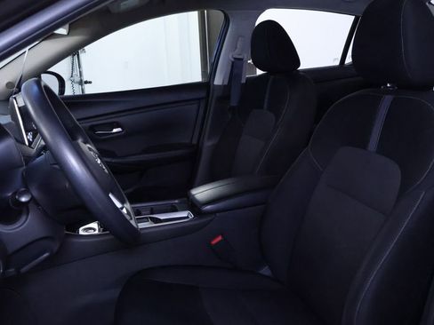 Used 2024 Nissan Sentra SV image 13